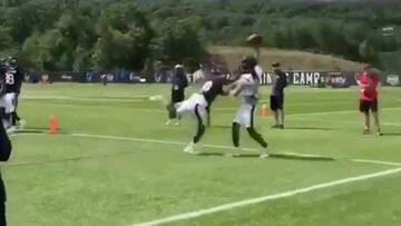 ¡Increíble recepción a una mano de DeAndre Hopkins!