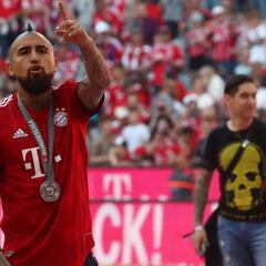 Barcelona oficializa la contratación de Arturo Vidal