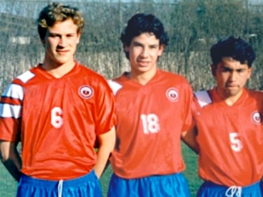 Jugó un Mundial por Chile, tuvo una breve carrera en Colo Colo y se fue a vivir a Australia: “Apenas hablaba español” 