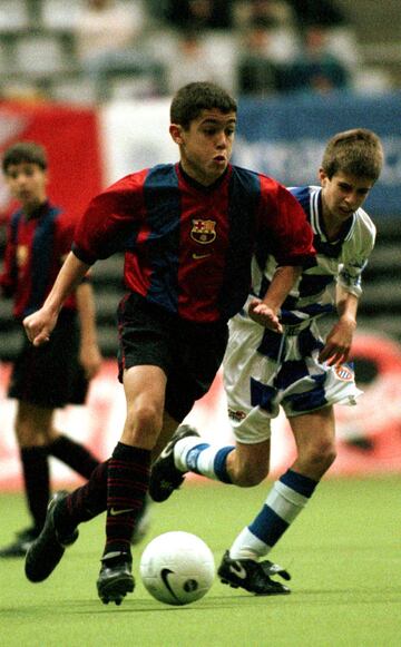 Aunque empezó en la cantera del FC Barcelona, Pedraza comenzó a destacar en las categorías inferiores del Espanyol, con el que debutó en la Liga BBVA en 2010. Tras ello, rescindió su contrato y se marchó al L'Hospitalet, con el que estuvo cerca de ascender. Actualmente milita en las filas del Numancia.