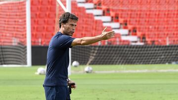 28/10/22 ENTRENAMIENTO DEL ALMERIA 

RUBI