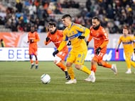 The Mexican giants were held to a goalless draw in freezing conditions in Canada.