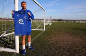 3. Aaron Lennon, con 28 años, mantiene intacta su velocidad. 33,6Km/h promedia.