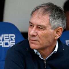 Ariel Holan saca la voz: las críticas de Gabriel Milito y una eventual ‘cama’ de sus jugadores