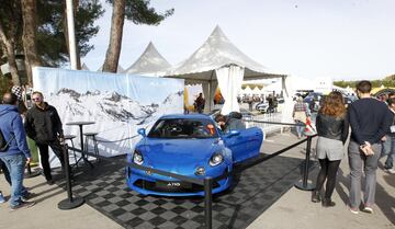 La mayor cita del motor histórico que se celebra en nuestro país conmemora sus 50 años con diversas actividades y exposiciones de motos y coches de todas las épocas.