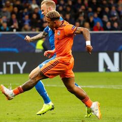 Jugadores que no aprenden: la provocadora celebración de Depay que se le volvió en contra