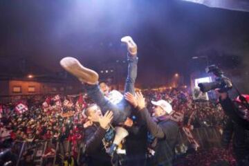 La localidad de Cervera se volcó, a pesar de la lluvia, en el recibimiento del Campeón del Mundo de MotoGP.