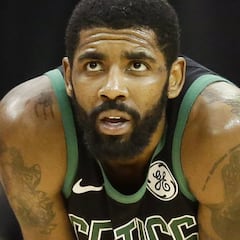 El conmovedor gesto de Kyrie Irving con un "sin techo"