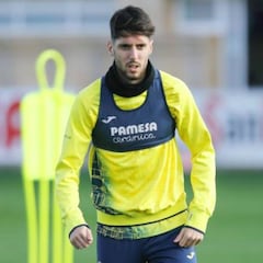 Fer Niño se disculpa por su entrada a Fofana