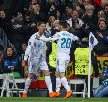 2-1. Cristiano Ronaldo celebró el segundo gol.