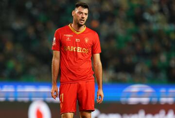 LISBON, PORTUGAL - DECEMBER 4:  Roko Baturina of Gil Vicente FC during the Liga Portugal Betclic match between Sporting CP and Gil Vicente FC at Estadio Jose Alvalade on December 4, 2023 in Lisbon, Portugal.  (Photo by Gualter Fatia/Getty Images)