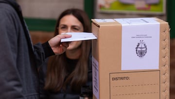 RAMOS MEJIA, ARGENTINA - SEPTEMBER 7: A voter cast his vote at a polling station during legislative elections on September 7, 2025 in Ramos Mejia, Argentina. The province of Buenos Aires hold legislative elections to renew 46 representatives and 23 provincial senators. (Photo by Tobias Skarlovnik/Getty Images)