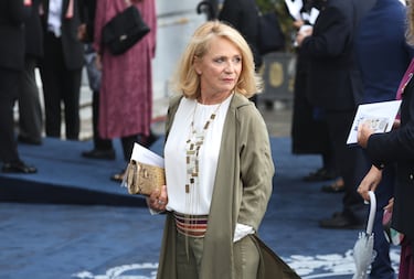La periodista Elena Sánchez Caballero a su llegada a la entrega de los Premios Princesa de Asturias 2023.