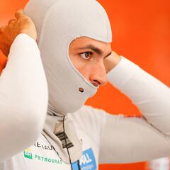 Sainz señala a Renault: "Son dos situaciones inaceptables"