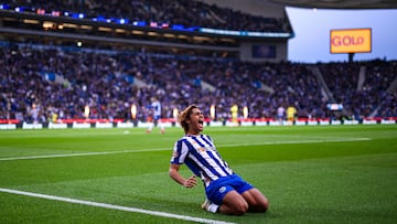 El joven talento portugués de tan solo 18 años se perfila para ser una de las grandes superestrellas del futuro. Grandes equipos como Manchester United, el PSG o Real Madrid le observan desde muy cerca.
