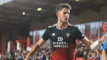 003/11/21 PARTIDO SEGUNDA DIVISION
MIRANDES - LUGO
ALEJANDRO MARQUES RICARD SANCHEZ