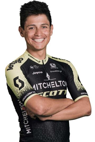 Colombiano que busca volver al nivel de 2016, cuando se subió al podio del Giro y de esta Vuelta donde se espera verle en cabeza. En su equipo avisan que sorprenderá. 