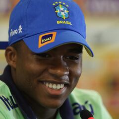 Endrick: “Soy más fan de Cristiano que de Messi”