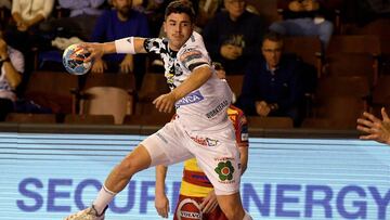 Marques tira del Ademar para lograr una victoria sin brillo