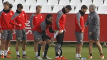 Rami bromea con Vitolo.