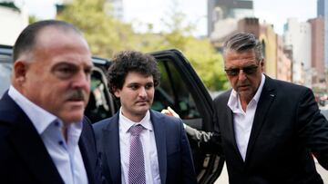 FILE PHOTO: Sam Bankman-Fried, the founder of bankrupt cryptocurrency exchange FTX, arrives at court as lawyers push to persuade the judge overseeing his fraud case not to jail him ahead of trial, at a courthouse in New York, U.S., August 11, 2023.  REUTERS/Eduardo Munoz/File Photo