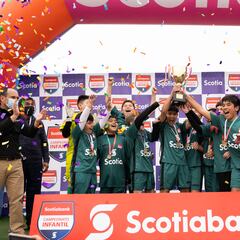 Francis School no tuvo rivales