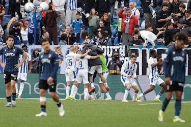 El Ceuta, un Superferry en aguas movidas