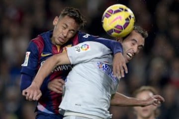 Neymar y Godin.