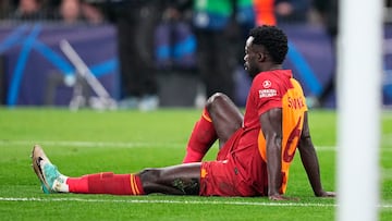 Galatasaray empieza a sufrir por la baja de Davinson Sánchez.