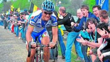 Boonen, en un tramo de adoquines.