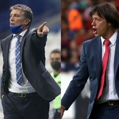 Técnicos disponibles con cartel para el América