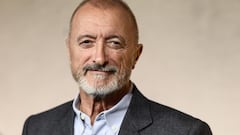 Arturo Pérez-Reverte revela uno de los errores que cometió en su juventud con los libros y que no volverá a repetir: “Oriento, enseño...”