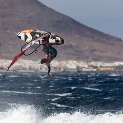 Los canarios Daida Ruano y Philip Köster, reyes del Mundial de Windsurf en Pozo Izquierdo