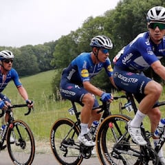 Evenepoel vuelve a lo más alto y Cavendish triunfa al esprint