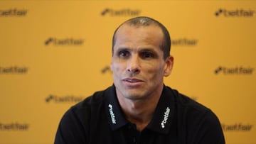 Rivaldo confesó la razón que lo hizo dejar el Barcelona