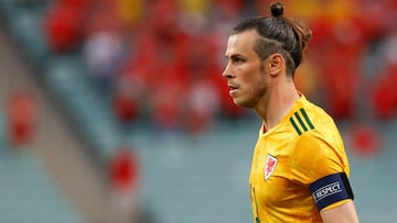 Wales&#039; forward Gareth Bale looks on during the UEFA EURO 2020 Group A football match between Turkey and Wales at the Olympic Stadium in Baku on June 16, 2021. (Photo by VALENTYN OGIRENKO / POOL / AFP)