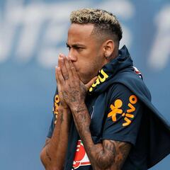 Neymar da el susto: sólo aguantó 10 minutos el entrenamiento