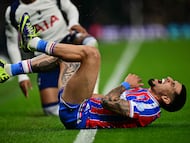 Daniel Muñoz sale lesionado del partido del Crystal ante Tottenham