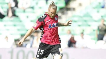 Katai, jugador del Alavés.