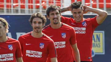 Giménez y Vrsaljko ya se entrenan con el resto de compañeros del Atlético de Madrid.