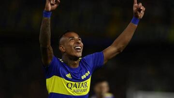 Boca Juniors' Colombian forward Sebastian Villa celebrates after scoring a goal against Lanus during their Argentine Professional Football League match at La Bombonera stadium in Buenos Aires, on April 17, 2022. (Photo by Alejandro PAGNI / AFP) (Photo by ALEJANDRO PAGNI/AFP via Getty Images)