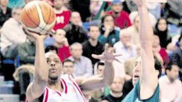 <b>DECEPCIÓN. </b>El Unicaja no pudo superar al Olympiacos en ninguna fase del partido.