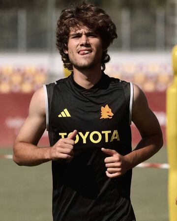 Julen Jon Guerrero, entrenándose con el primer equipo del Roma la semana pasada.