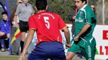 <b>MORBO.</b> Gallardo acapara el protagonismo en las previas del Huesca-Murcia.