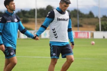 Imágenes del entrenamiento y presentación de Torres en Alavés