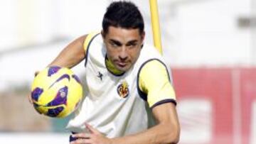 ENTRENAMIENTO DEL VILLARREAL CF EN LA CIUDAD DEPORTIVA