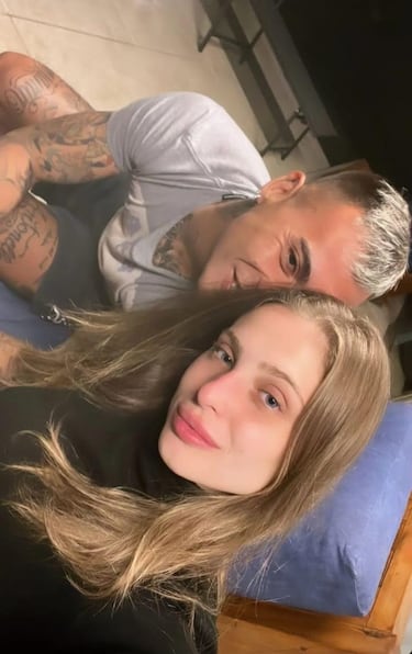 Eduardo Vargas presenta a su nueva novia con tierna fotografía