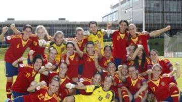 Las jugadoras de la Selección Absoluta hacen grupo y se conjuran para hacer un buen papel en la Eurocopa de Suecia, en la que debutan mañana ante Inglaterra.