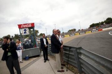 El Rey Juan Carlos no quiso perderse la carrera.