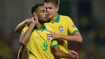 Matheus Cunha con la selección brasileña.